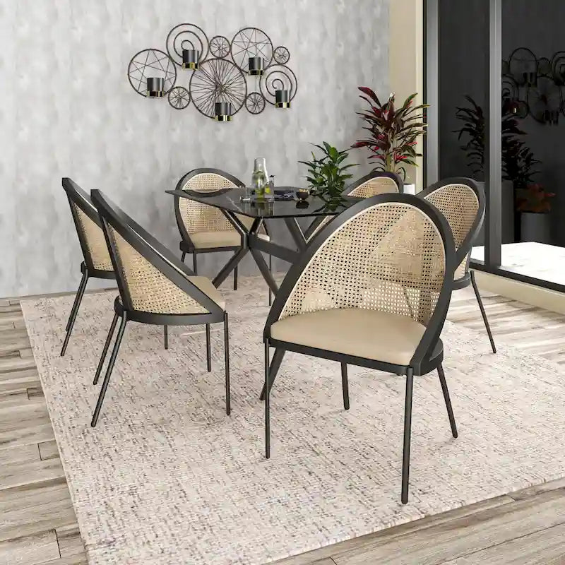 Cadeira de jantar moderna e elegante Urbane, com assento em pele e costas em vime, para sala de jantar e cozinha